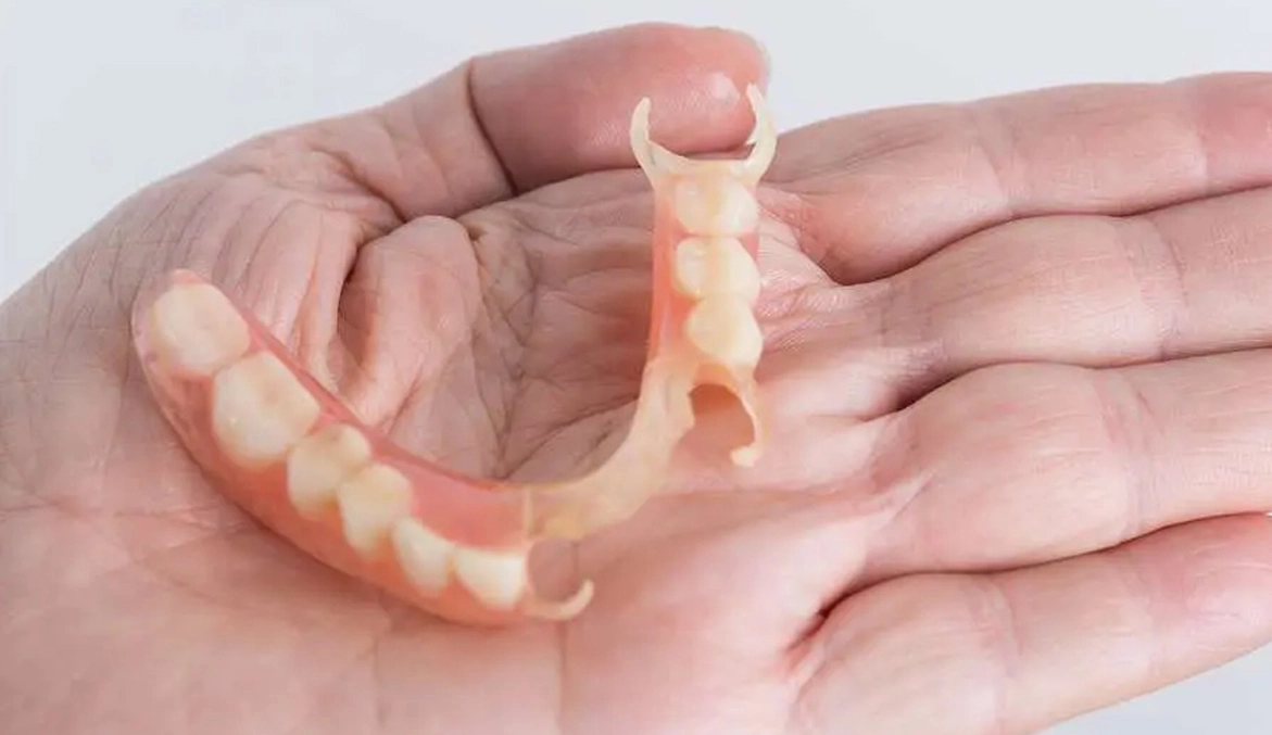 Dentures in Al Ain
